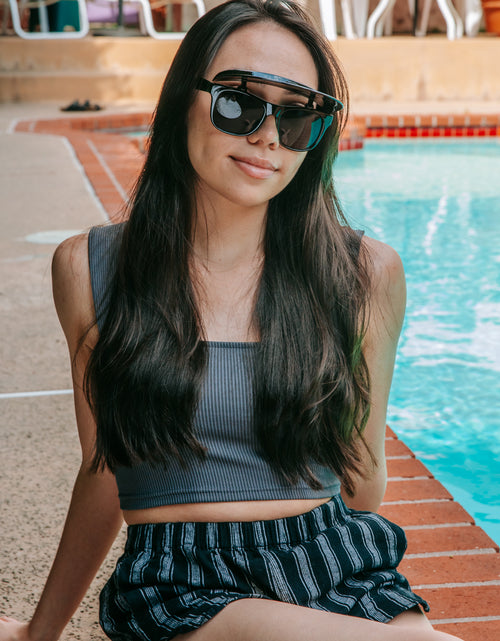 Load image into Gallery viewer, Flipside Sunglasses